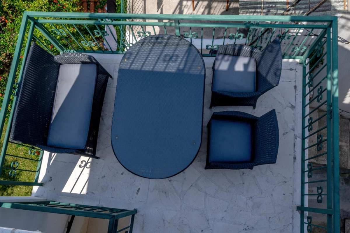 Apartments Inn Baška Voda Екстериор снимка