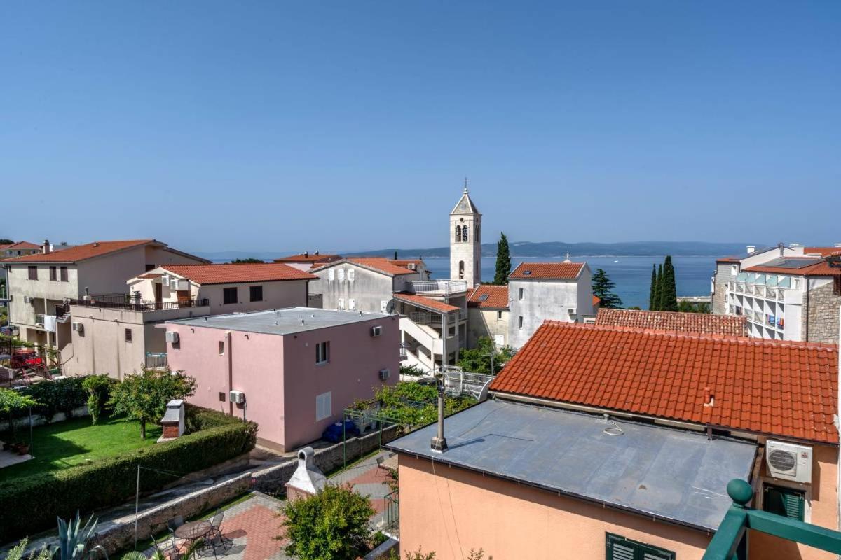 Apartments Inn Baška Voda Екстериор снимка