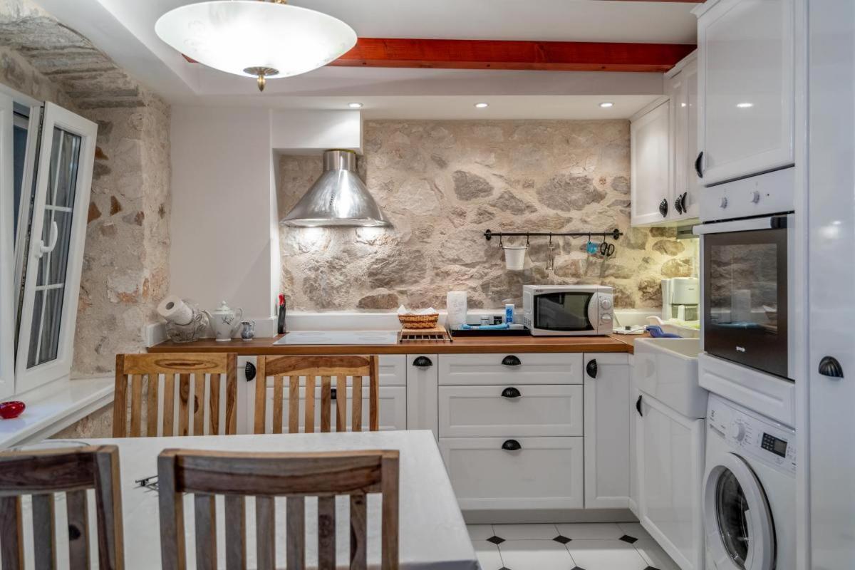 Apartments Inn Baška Voda Екстериор снимка