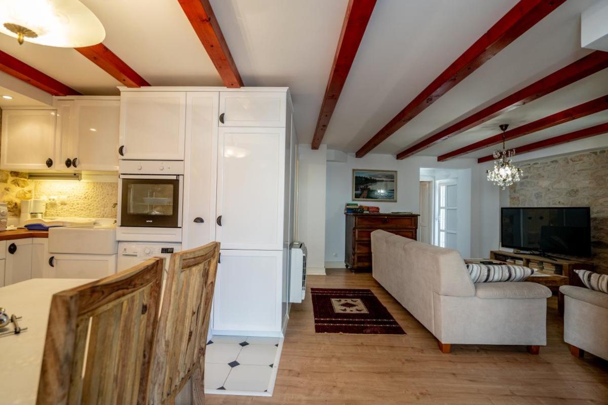 Apartments Inn Baška Voda Екстериор снимка